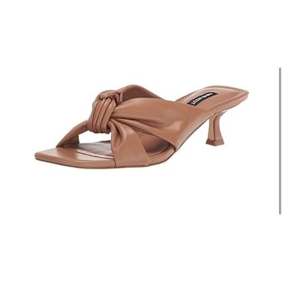 Brand New Nine West Women's Size 11M Light Pink Slip On Heeled Sandal heels - Picture 1 of 7